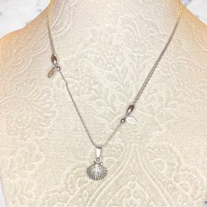 Alex and Ani Seashell Adjustable Necklace Swarovski, New on Card 579